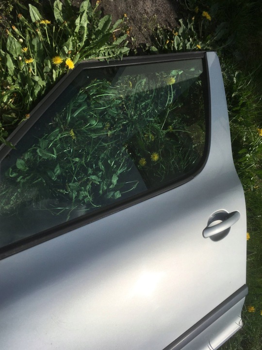 PORTES GAUCHE AVANT VERS INSTALLATIONS SKODA YETI (5L) 2010 COULEUR LQ5W