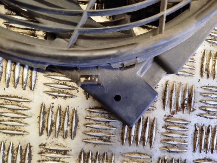 2007 OPEL ZAFIRA B VENTILATEUR RADIATEUR 0936821