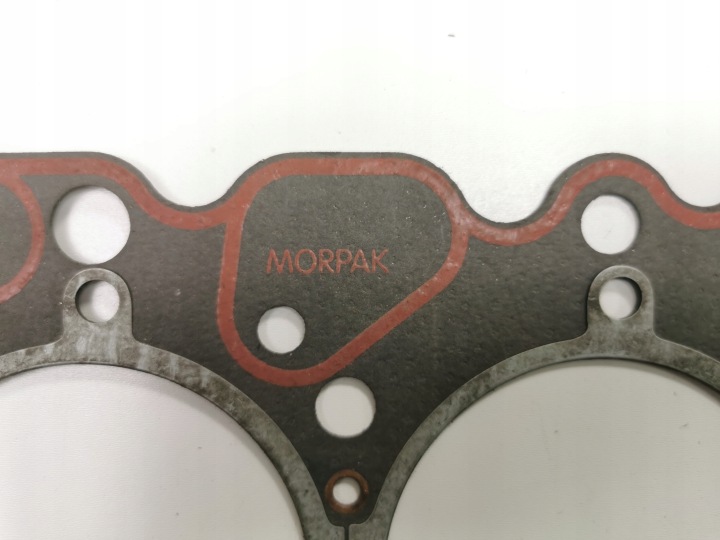 JOINT D'ÉTANCHÉITÉ SOUS CULASSES 4C90, 4CT90 MOTEUR AVEC DOUILLES LUBLIN MORPAK 290010