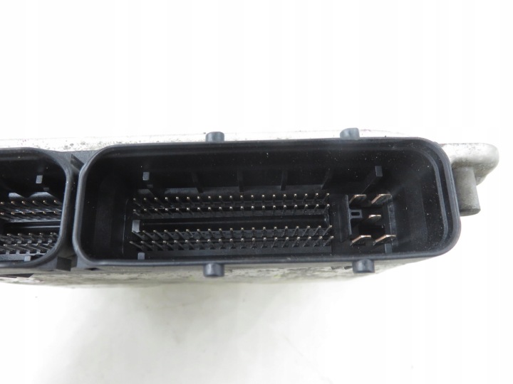 CONTRÔLEUR AUDI A3 8L 1.9 TDI 038906019FT 0281010981