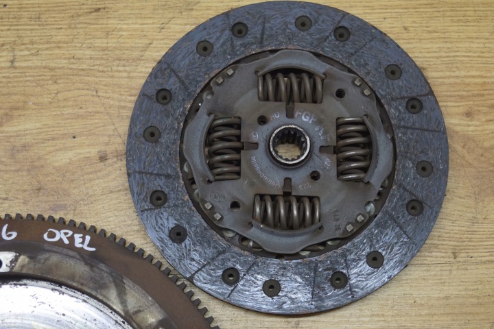 EMBRAYAGE COMPLET OPEL1.6 Z16XEP