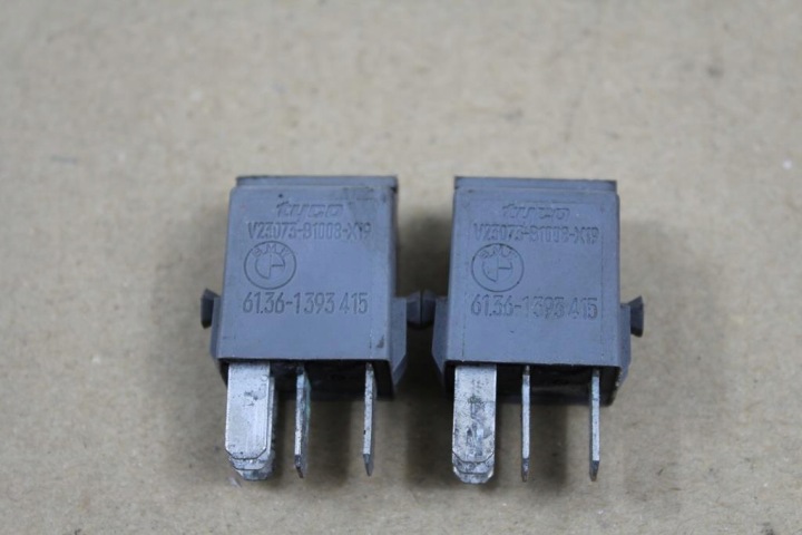 BMW K1100 LT RELAIS 1393415 2PCS