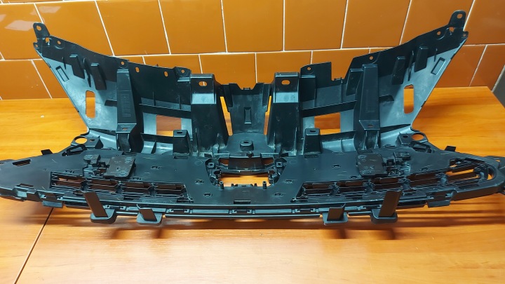 GRILLE CALANDRE PARE-CHOCS AVANT AVANT TOYOTA YARIS CROSS 21-