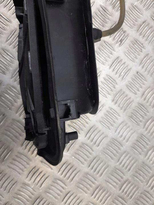 AUDI A6 S6 C7 4G 4G0809906 CLAPET GOULOTTE DE REMPLISSAGE CARBURANTS
