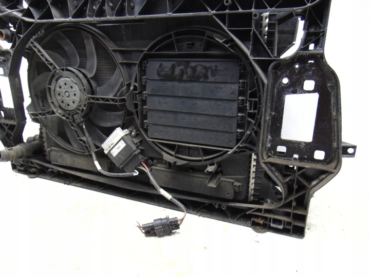 PANNEAU AVANT RADIATEURS AUDI A4 B8 1.8 TFSI CABA