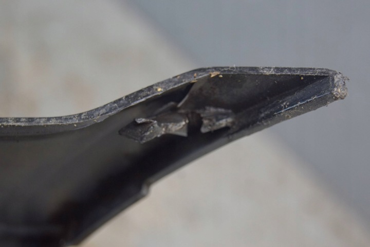 MERCEDES VITO W639 ANGLE PARE-CHOCS ARRIÈRE GAUCHE ARRIÈRE A6398801871