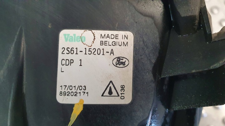 PHARES ANTIBROUILLARD GAUCHE FORD FIESTA MK6 02- 2S61-15201-A