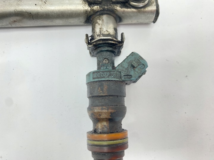 MOULURE INJECTION MERCEDES W140 W124 400E E420 M119 1190700895 0000787823