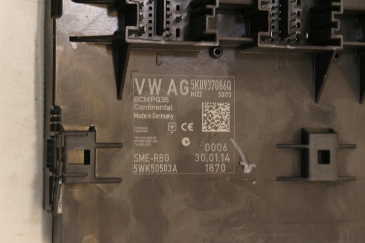 MODULE BCM 5K0937086Q VW TOURAN II 2010-2015