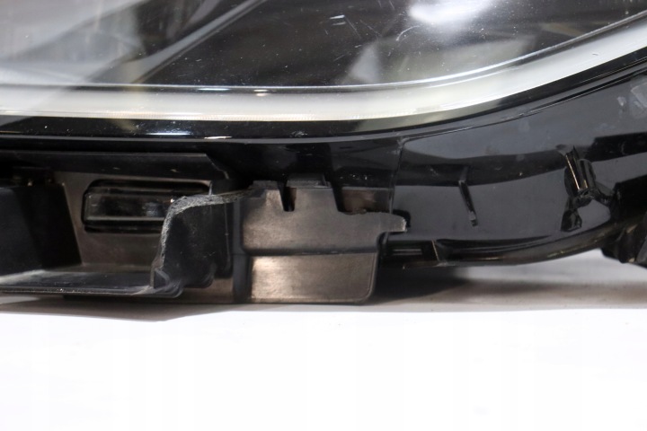 TESLA MODÈLE 3 LIFT HIGHLAND PHARE GAUCHE AVANT COMPLET LED 1760888-00-E J-3574