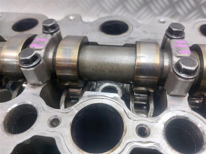 CULASSE VOLVO XC90 I S60 V70 S80 XC70 2.4 D5 08692974002 8658358 2002-