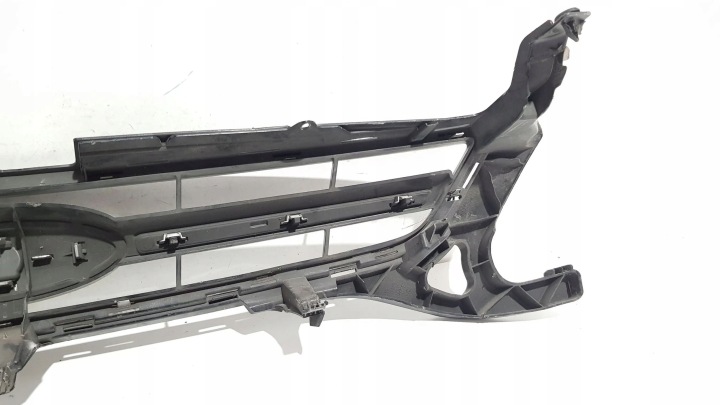 FORD MONDEO MK IV 2010 GRILLE VENTILATION SOUS ZDERZAKIEM TYLNYM