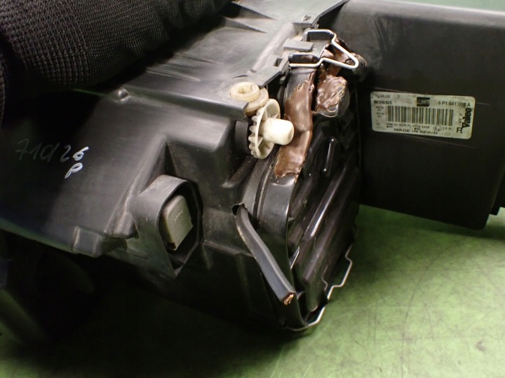 PROJECTEUR DROIT PHARE AVANT SEAT ALTEA 05R 5P1941006A 89309820