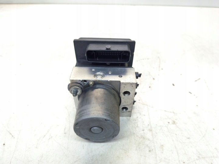 POMPE CONTRÔLEUR ABS ESP AUDI A6 C6 4F0910517E 4F0614517A