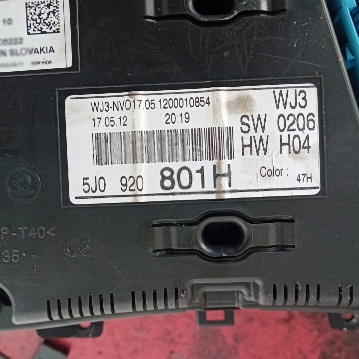 COMPTEUR TABLEAU DE BORD SKODA FABIA 2 II LIFT 5J0920801H