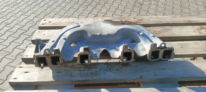 JEEP WJ 4.0 ESSENCE ERH R6 COLLECTEUR ADMISSION 04854036 SANS LPG