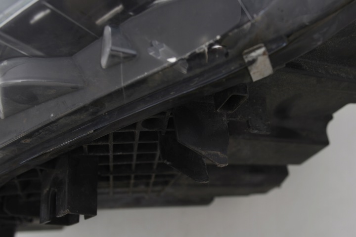 BMW 2 F45 F46 GAUCHE PHARE 7422573-04