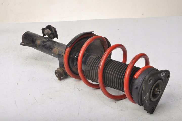 VOLVO S40 V50 AMORTISSEURS AVANT ENSEMBLE 31277029 A-3762GR 3M51-3K155-EC