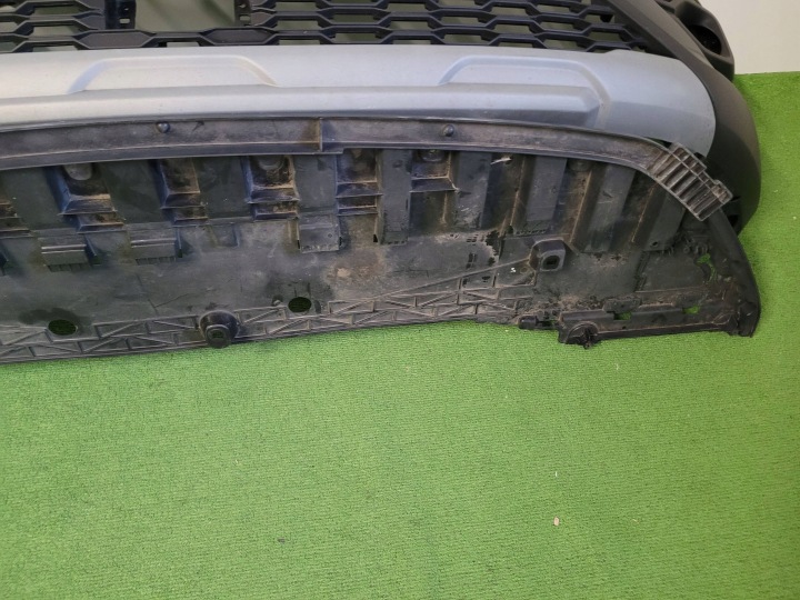 PARE-CHOCS AVANT AVANT DACIA SANDERO III 3 STEPWAY 620225509R 622358212R