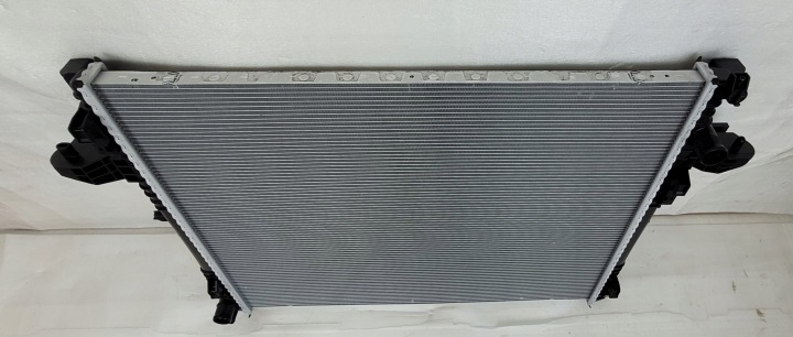 RADIATEUR EAU RENAULT TRAFIC III LIFT 2021- 214106338R NEUF
