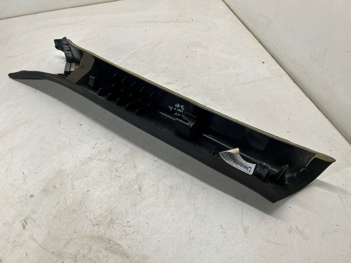 PROTECTION MONTANTS A DROITE CÔTÉ MASERATI GHIBLI 06700712230