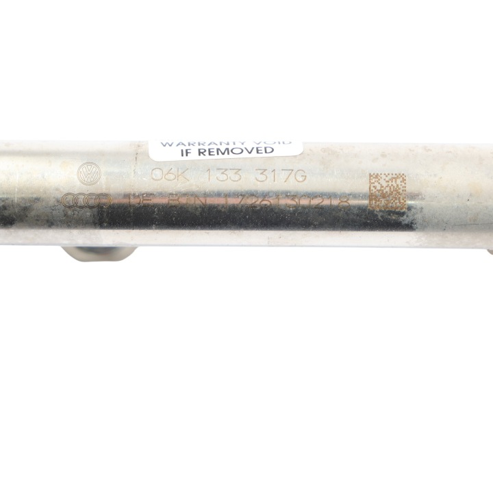VOLKSWAGEN OE 06K133317G MOULURE INJECTION
