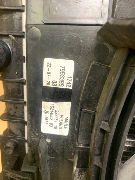 BMW 7 G11 G12 LCI M750D LIFT 5.0 DIESEL COMPLET PANNEAU AVANT AVEC RADIATEURS
