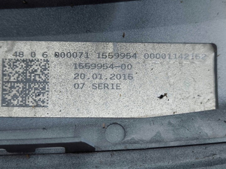 BMW I3 2015 USZCZELKA/PRZESLONA VITRES AVANT 1559954