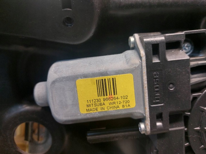 MÉCANISME VITRE DROIT ARRIÈRE COMPLET POIGNÉE FAISCEAU DE CÂBLES VOLVO XC60 I 30753330