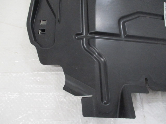 CITROEN C3 AIRCROSS GUIDE D'AIR GAUCHE 13467102