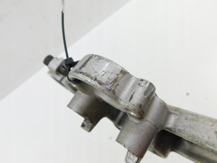 HONDA CBR 1100XX ÉTAGÈRE SUSPENSIONS SUPÉRIEURE