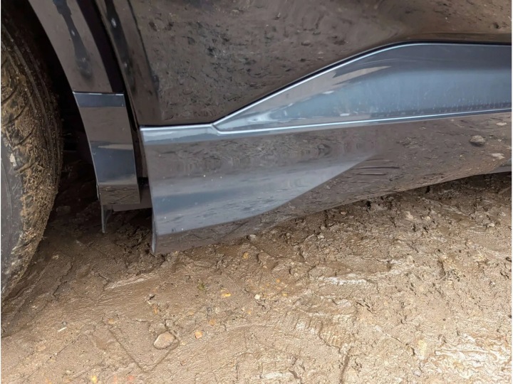 AUDI Q4 MOULURE PORTES ARRIÈRE PRAWIDLOWY 2024 SUV 4/5DR 89A853970A F4B SPORT