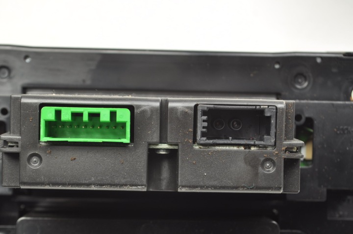 VOLVO XC90 PANNEAU RADIO 31300029 31300035 LIFT