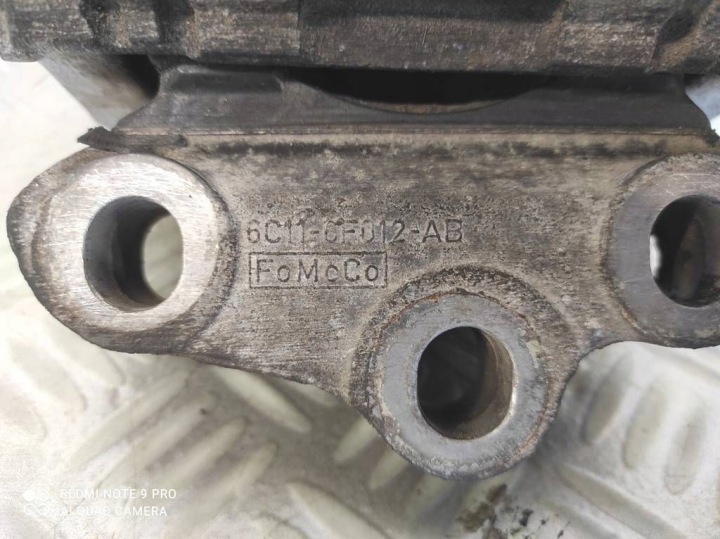 POIGNÉE COUSSIN MOTEUR FORD TRANSIT MK7 6C116F012AB