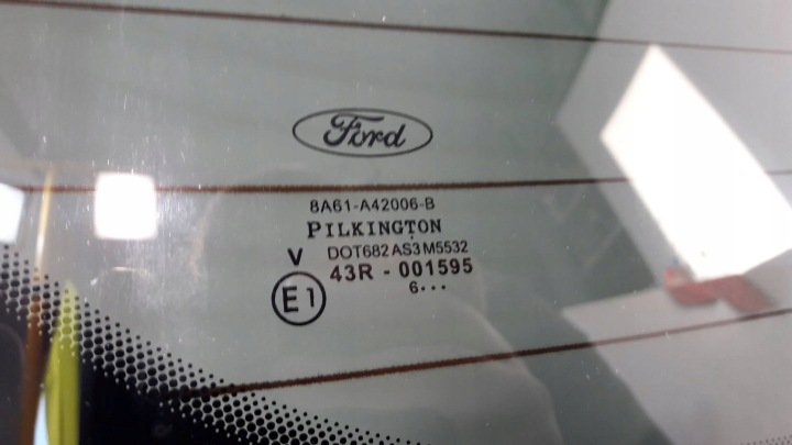 FORD FIESTA MK7 ARRIÈRE COUVERCLES DE COFFRE COUVERCLES DE COFFRE (H95)