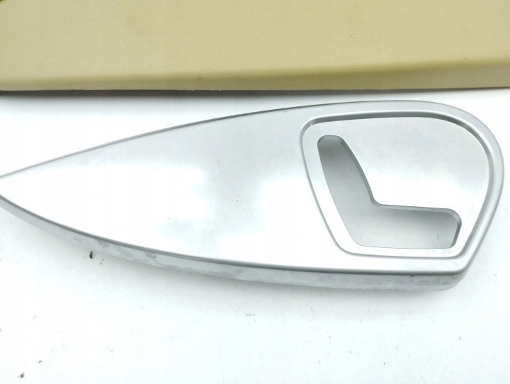 MERCEDES-BENZ ML W164 2010 AVANT CÔTÉ DROITE BRODERIE SIÈGES