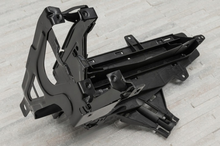 BMW 7 F01 2008-2015 SUPPORT FIXATION PHARES GAUCHE