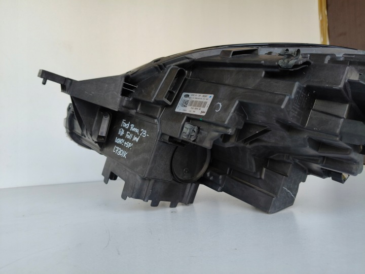 PHARE DROITE PROJECTEUR FORD PUMA LED 23- LIFT