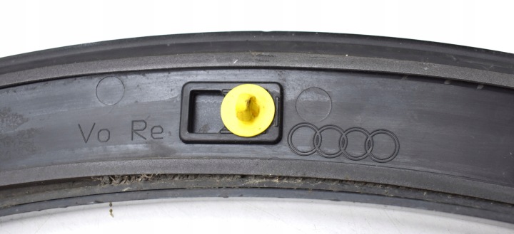 AUDI Q8 4M8 S LINE DROITE MOULURE GARDE-BOUE AVANT ORIGINE 4M853718B