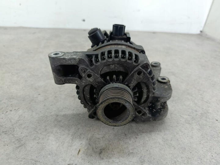ALTERNATEUR FORD FOCUS II RESTYLAGE 3M5T-10300-LC 30667069 1.8 16V