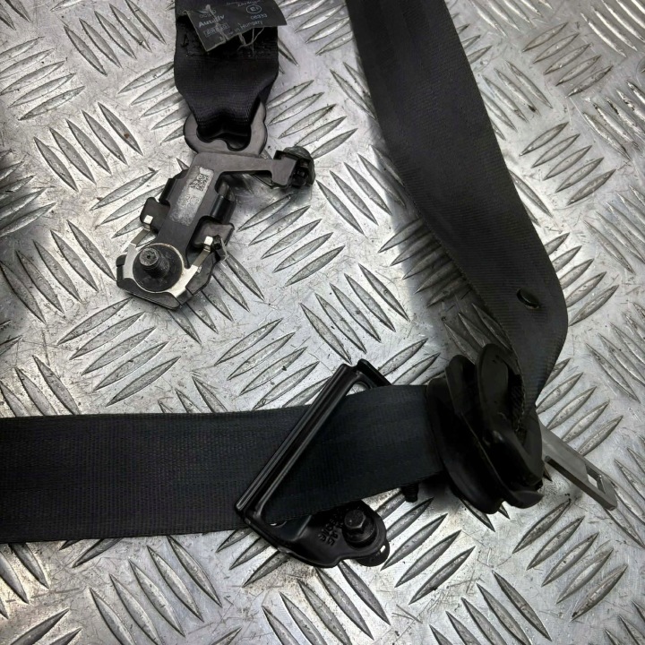CEINTURE DE SÉCURITÉ GAUCHE AVANT XC90 II