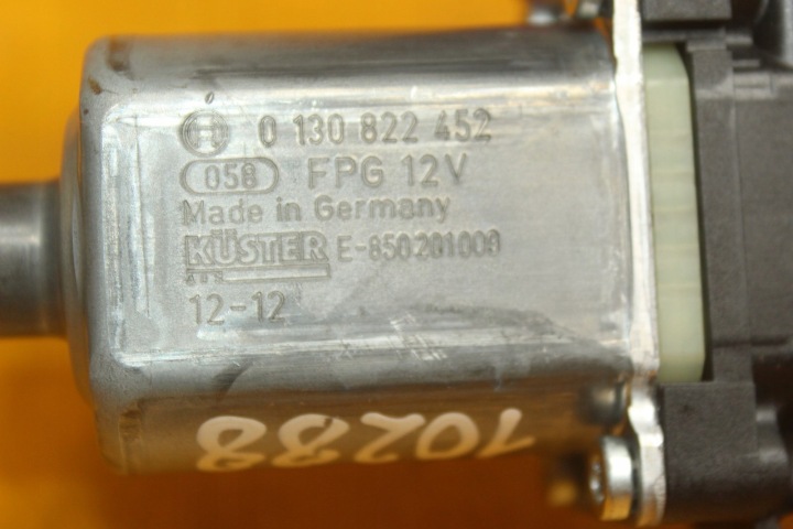 PETIT MOTEUR CONTRÔLEUR VITRES DROIT AVANT VW NOUVEAU BEETLE 850201004D 6R0959802BC