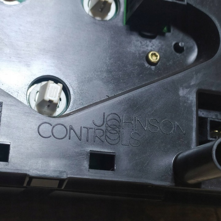 PANNEAU CONDUIT D'AIR CLIMATRONIC PEUGEOT 206 96430550XT