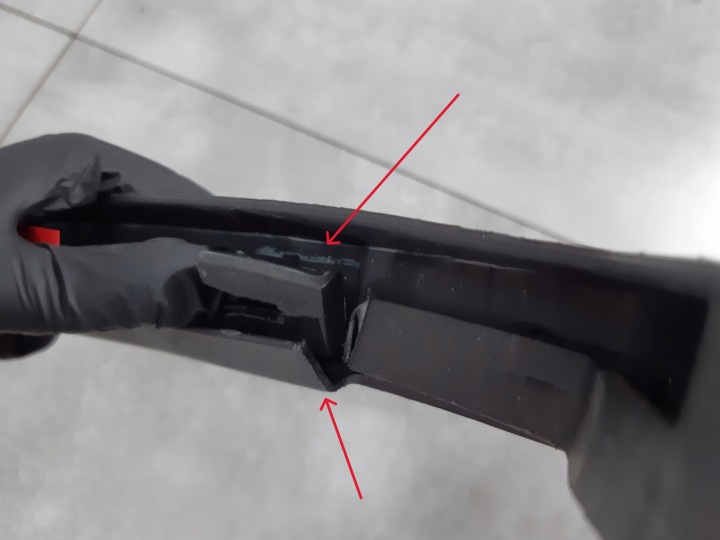 MOULURE REVÊTEMENT GARDE-BOUE TIGUAN GAUCHE ARRIÈRE 5N0854819B 5N0 854 819B DPA