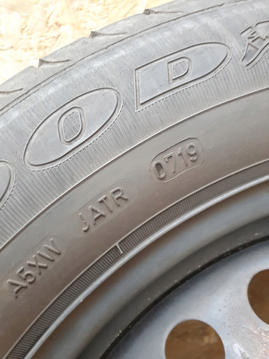 FORD TRANSIT CONNECT MK2 RUEDAS LLANTAS 205/60 R16 