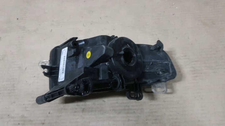 AUDI A3 8V PHARE PHARES ANTIBROUILLARD GAUCHE AVANT 8V0941699C ORIGINAL