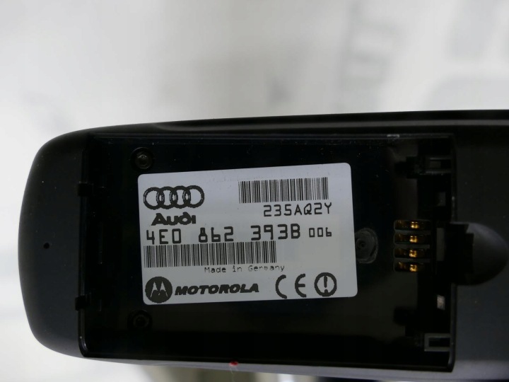 AUDI A8 D3 LIFT ACCOUDOIR TÉLÉPHONE SIWA CUIR