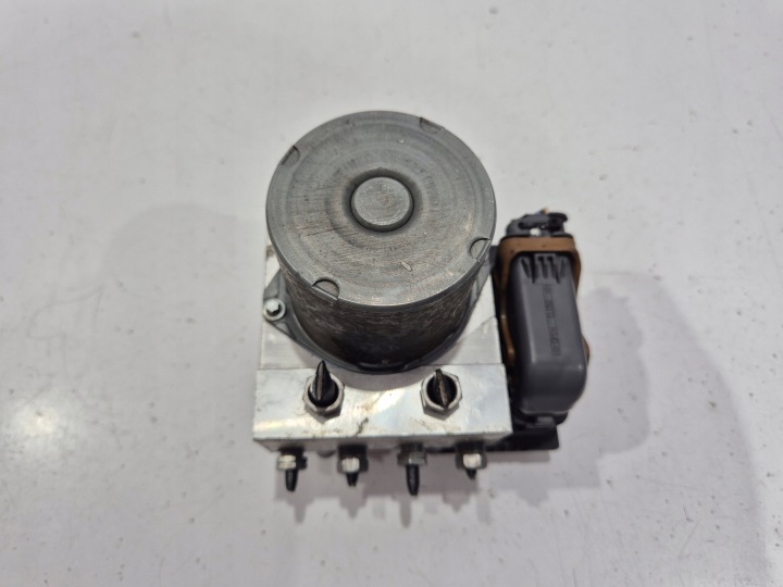 POMPE ABS CITROEN C4 II 2 B7 9677024880 0265252034 9677024980 0265951861
