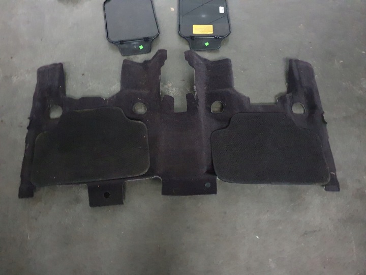 REVÊTEMENT PLANCHER TAPIS TAPIS DE SOL ENSEMBLE JEEP GRAND CHEROKEE SUMMIT WK2