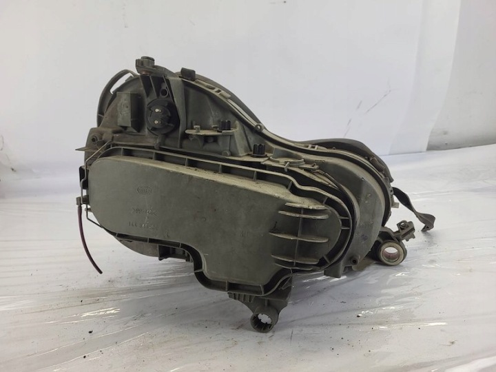 PHARE PROJECTEUR GAUCHE AVANT AVANT 144869 HELLA MERCEDES E-KLASA (W210)